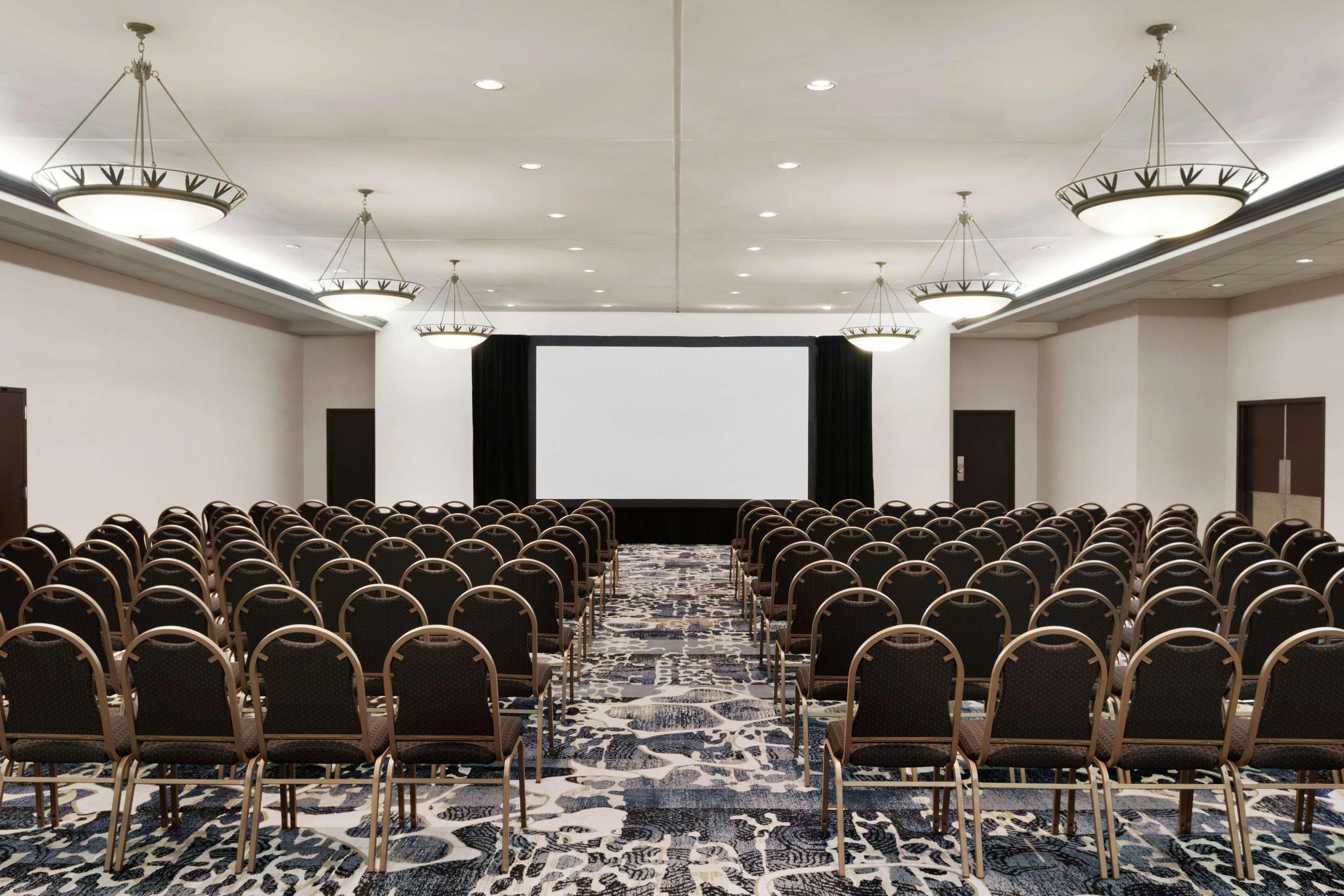 Hotel Doubletree By Hilton South Charlotte Tyvola Exterior foto