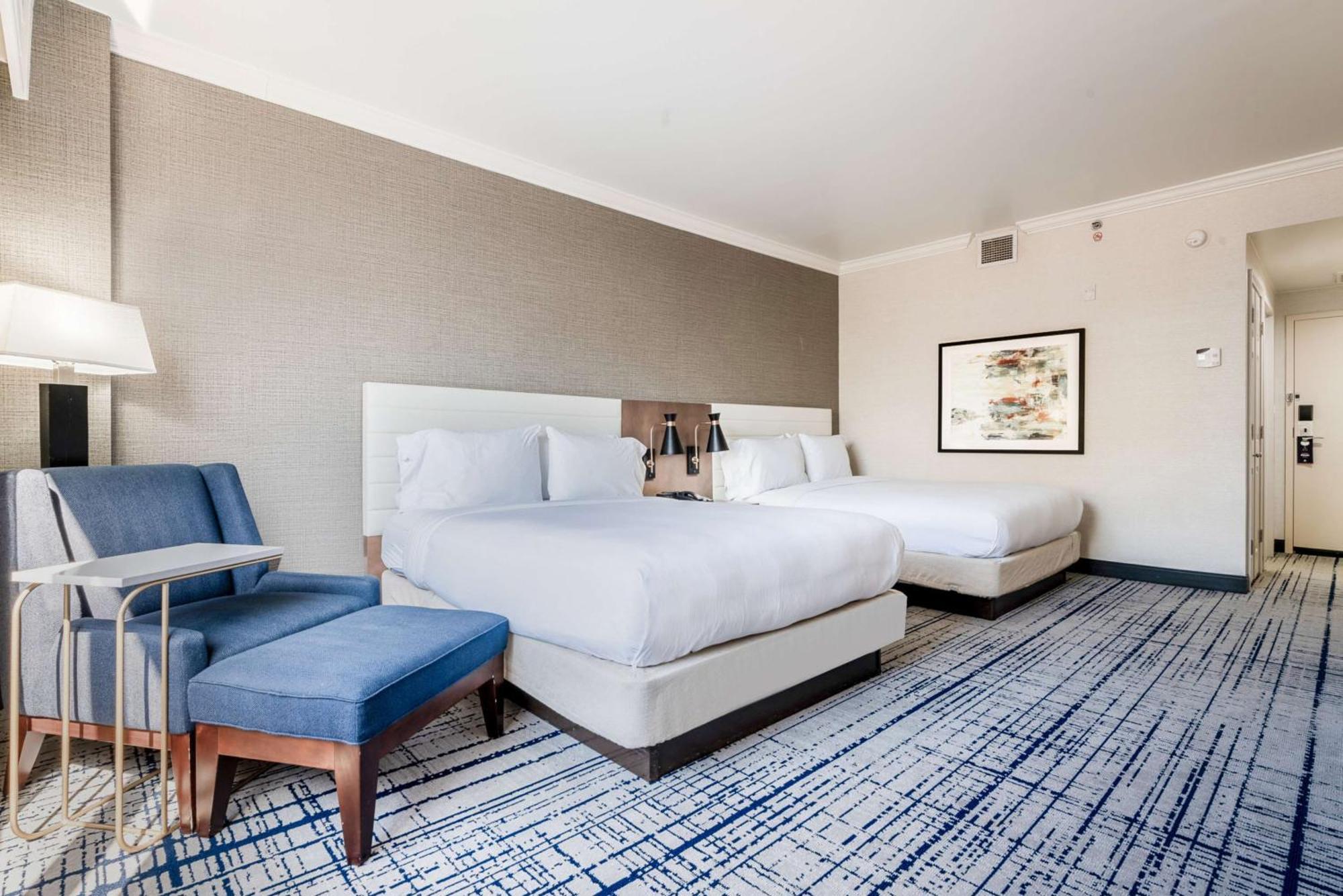 Hotel Doubletree By Hilton South Charlotte Tyvola Exterior foto